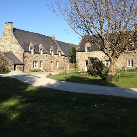 Maison D'Hotes "Bienlivien" Saint-Coulomb Esterno foto